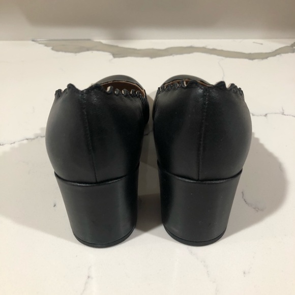 Chloe Black Scalloped Leather Pumps size 34 - Picture 2 of 6